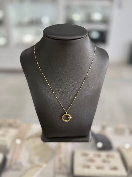 14kt Yellow Gold Round Pendant Chain Necklace