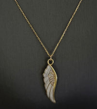 14Kt Yellow Gold Angel Wing With Mother Of Pearl Cubic Zirconia Stones