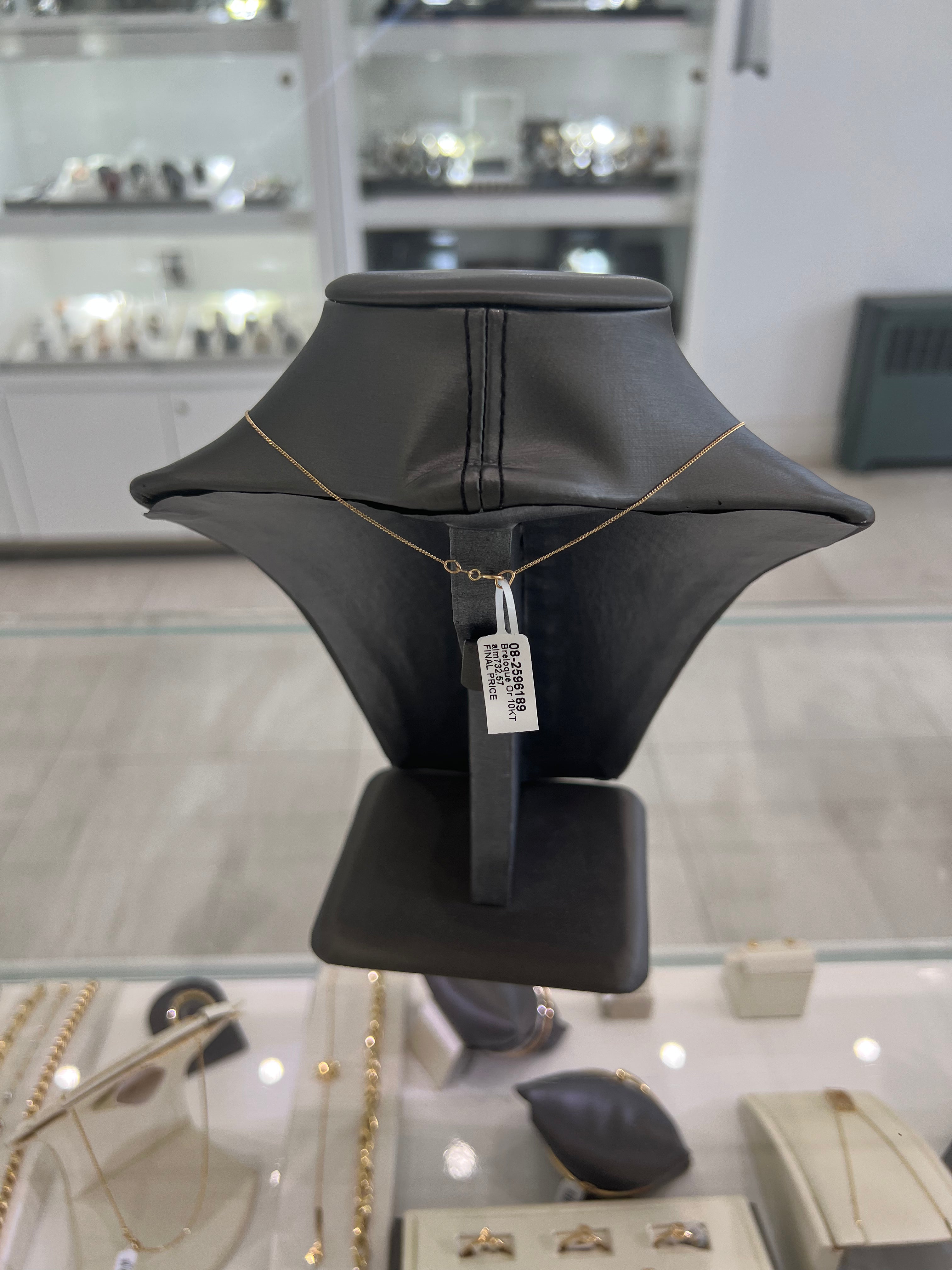 10kt Gold Dreidel Pendant Chain Necklace