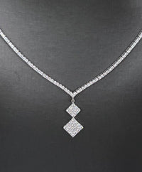 10Kt White Gold Round Cubic Zirconia Pendant Chain Necklace