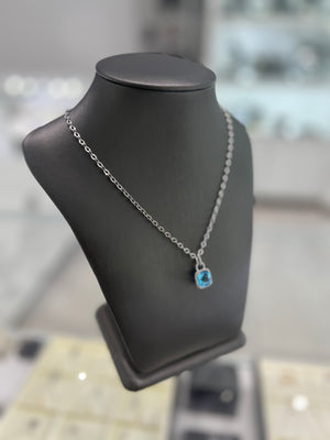 14kt White Gold Topaz Diamond Pendant. 10kt White Gold Chain