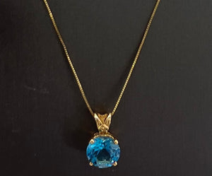 14kt Yellow Gold Round Topaz Pendant Chain