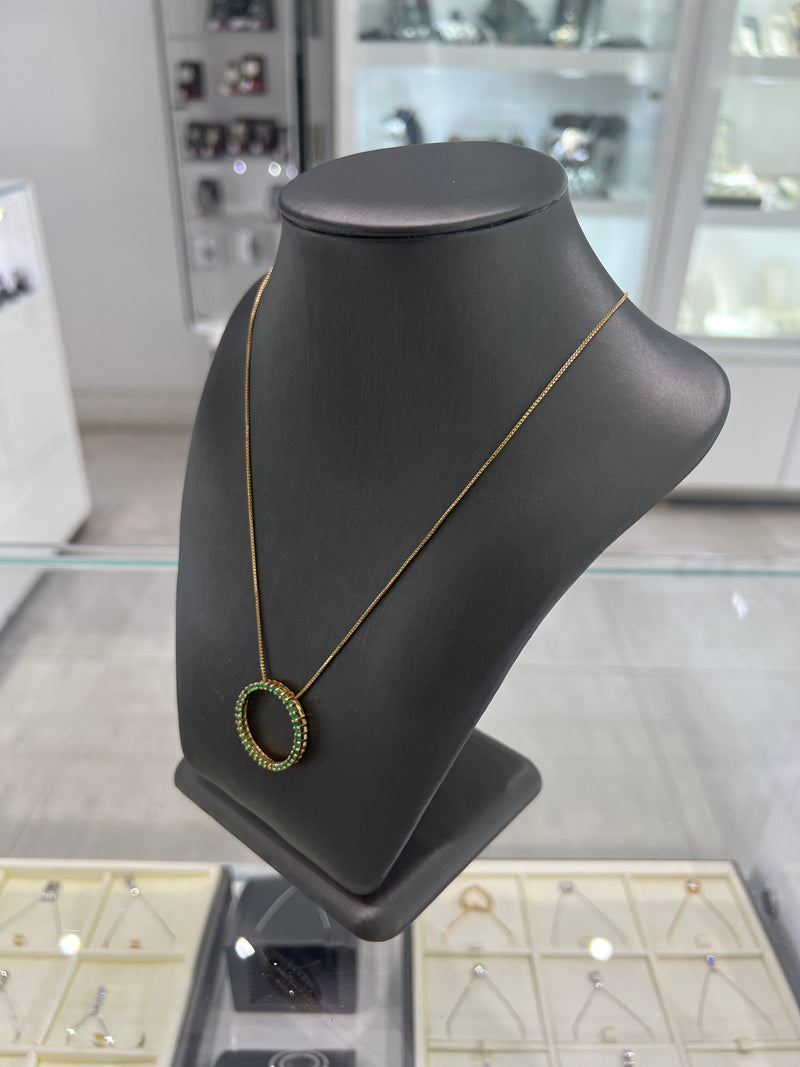 10kt Yellow Gold Emerald Round Pendant Chain