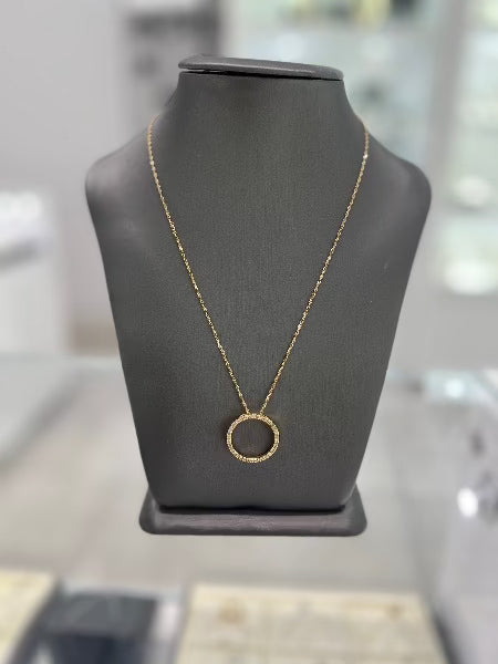 14kt Yellow Gold Circle Diamonds Pendant With 10kt Yellow Gold Chain Pendant