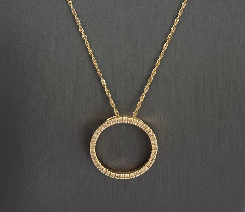 14kt Yellow Gold Circle Diamonds Pendant With 10kt Yellow Gold Chain Pendant