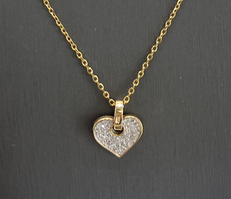 14kt Yellow Gold Diamond Heart Pendant With 10kt Yellow Gold Chain Pendant