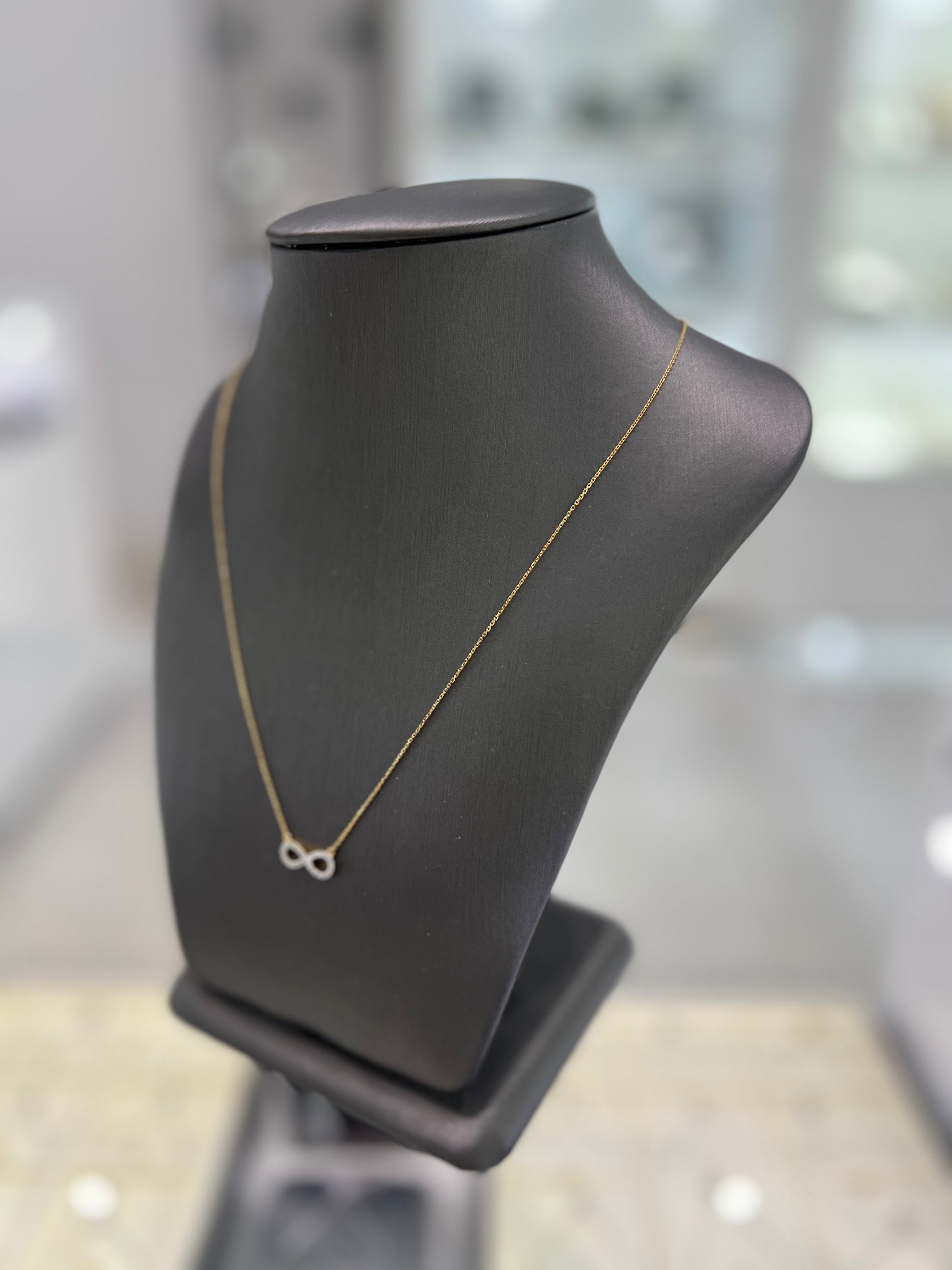 10kt Yellow Gold Diamond Eternity Pendant