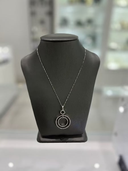 14KT White Gold Circle Pendant with Diamonds With 10kt White Gold Chain