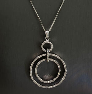 14KT White Gold Circle Pendant with Diamonds With 10kt White Gold Chain