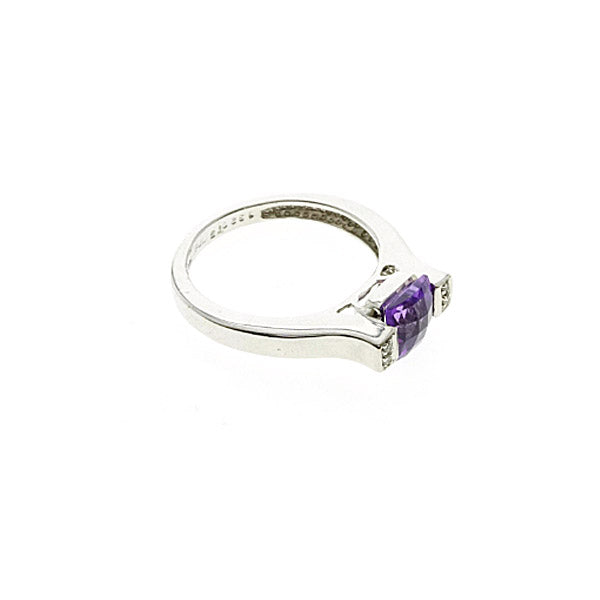 14Kt White Gold Amethyst Diamond Ring