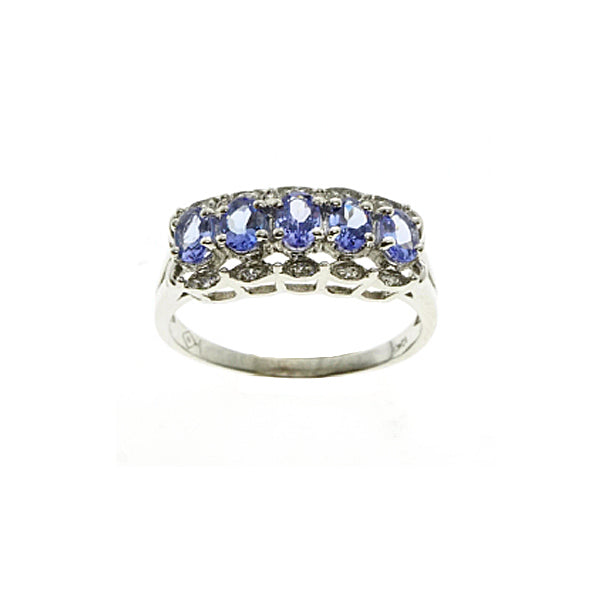 10Kt White Gold Tanzanite Diamond Ring