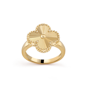 18kt Gold Clover Ring Available In 2 Size 9mm & 14.5mm Clover