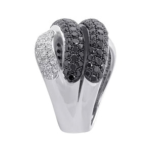 18kt Black And White Diamond Ring