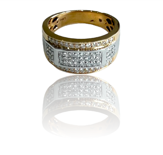 14kt Mens diamond ring